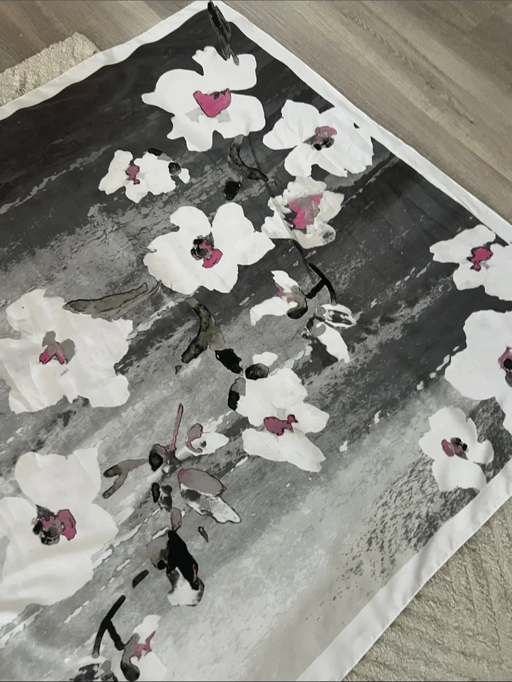 Vince Camuto White Gray Black Pink Floral Accent Skirt